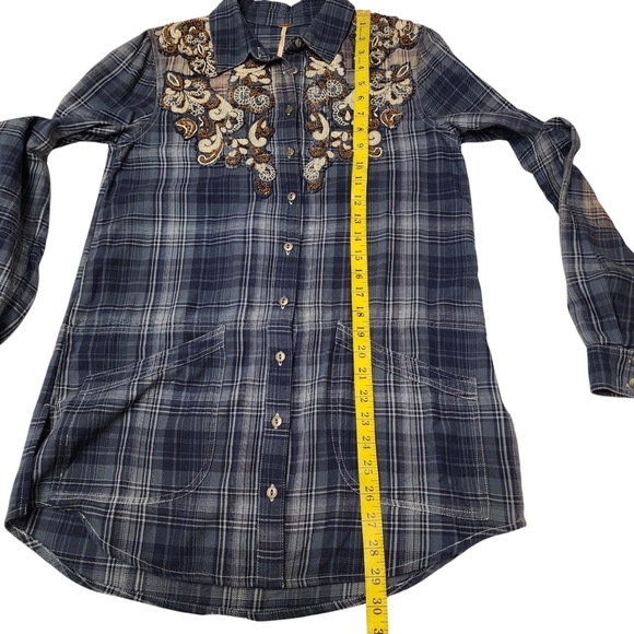 Free People Embellished Blue Plaid Buttondown Tunic Top S - Picture 14 of 16